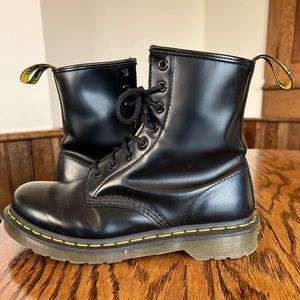 Dr. Marten 1460 smooth leather black lace up boot.